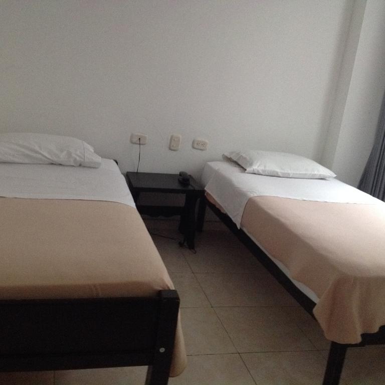 Hotel Calamo Plaza Pitalito Pokoj fotografie